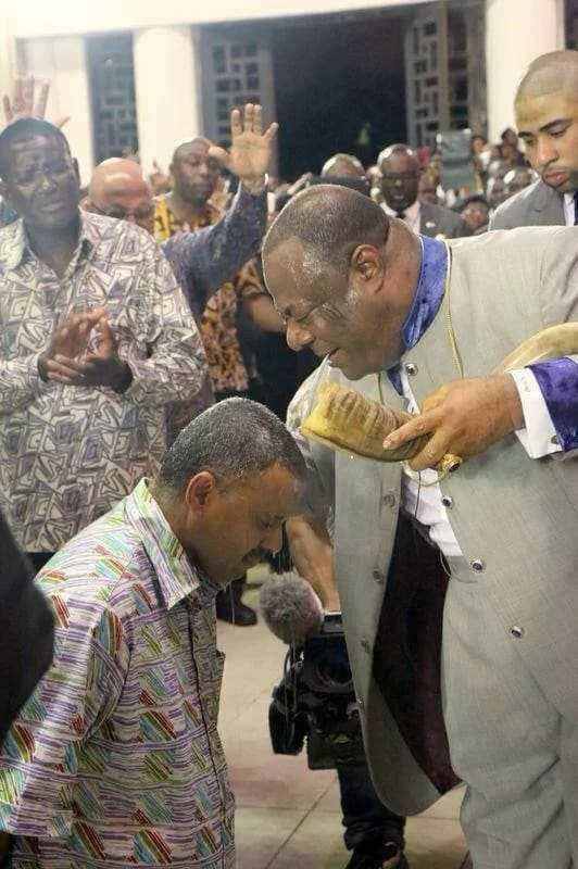 ArchBishop Nicholas Duncan Williams anoiting Bishop Dag Heward Mills